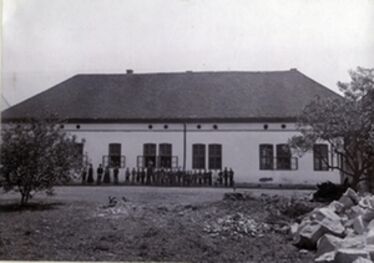 Az új épület avatóünnepsége 1905-ben