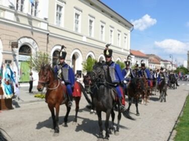 Huszártoborzó Sepsiszentgyörgyön 2011-ben                                                               Szekeres Attila archív felvétele