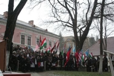 Elődeink példája ma is követendő