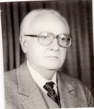 Dr. Koczka György