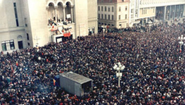 Tüntetők Bukarestben 1989 decemberében