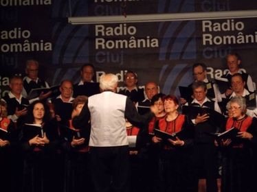 A Kolozsvári Rádió stúdiójában                          Fotó: Juhász Éva, kolozsvariradio.ro