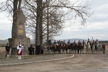 Megemlékezés a véczeri emlékműnél. A szerző felvétele