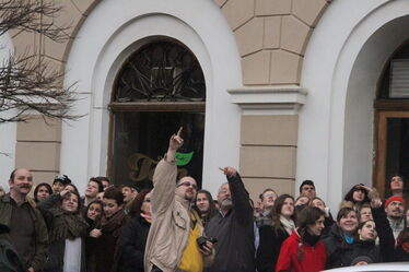 Szakadozik a felhő, hátha látunk valamit... Fotó: Albert Levente