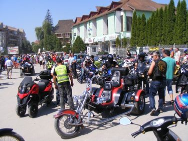 Különbnél különb motorok. A szerző felvétele