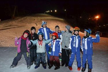 A Sport-All Sport Klub alpesi sí szakosztályának edzője, Bocz Attila és tehetséges tanítványai