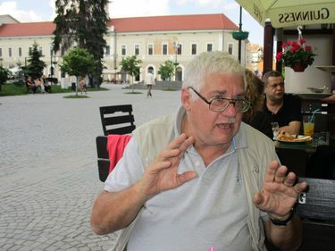 Világjáró volt városunk vendége (Beszélgetés dr. Kubassek Jánossal, a Magyar Földrajzi Múzeum igazgatójával, nemzetközi hírű földrajztudóssal)