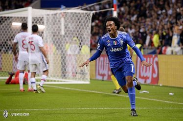 Cuadrado nagyszerű gólt lőtt, amivel a Juventus továbbra is a H-csoport első helyén áll