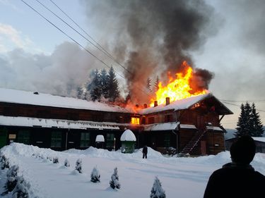 Egy hete csaptak fel a lángok a kommandói iskolánál. Gödri Attila felvétele