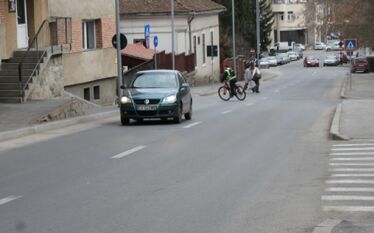 Nem szabad megbontani az új burkolatot. Albert Levente felvételei