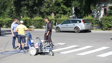 A városháza saját személyzete működteti a gépet. A szerző felvétele