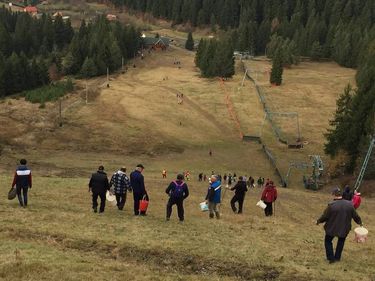 Főként a meredekebb részekről szedték a köveket. A szerző felvétele