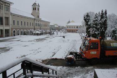 Volt munkájuk a hókotróknak. Fotó: Albert Levente