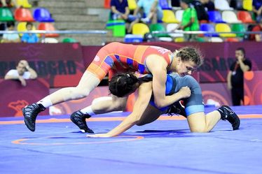 Incze Kriszta (felül) zsinórban másodszor Európa-bajnoki bronzérmes. Fotó: unitedworldwrestling.org