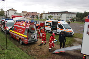 Tűzoltósági bemutató Baróton. A szerző archív felvétele