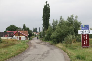 Hamarosan jó úton közlekedhetünk Lécfalvára. A szerző felvétele