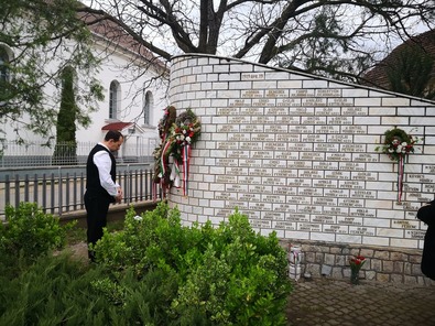 A köröstárkányi mészárlás áldozatainak emlékműve. Fotó: Sebestyén László Ede