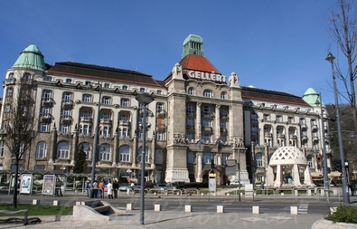 A Gellért Szállóban a román parancsnokság rendezkedett be, majd átvette a nemzeti hadsereg. Fotó: owl.hu