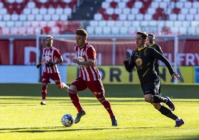 Nézők nélkül játszanak a Rapid ellen (Labdarúgás,  1.  Liga)