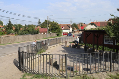 Zavarják a szemerjai lakókat a gyorshajtók. Albert Levente felvétele