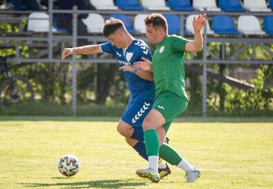 Győzelemmel kezdett a címvédő (Labdarúgás,  4.  Liga)