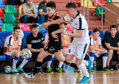 Átgázolt ellenfelén  a KSE Futsal csapata (Teremlabdarúgás,  U19)