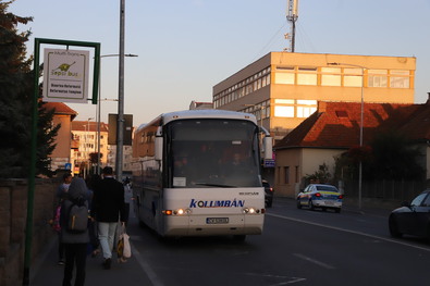 Távolsági busz érkezik Sepsiszentgyörgyre. Képünk illusztráció. Fotó: Albert Levente