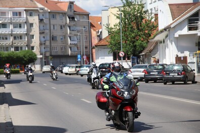 Motorosok felvonulása Sepsiszentgyörgyön. Fotó: Albert Levente