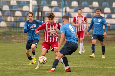 Megmérkőznek a háromszéki csapatok  a szemerjai stadionban (Labdarúgás, 3.  Liga)