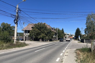 A Jókai Mór és a Farm utca is bőven megérett a korszerűsítésre. A szerző felvétele