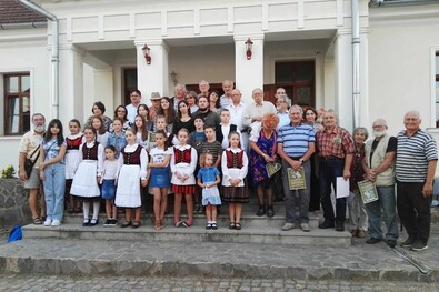 A tábor résztvevői a megnyitó után. Fotó: Facebook / Székely Géza