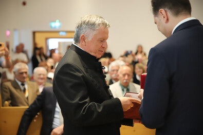 Puskás Bálint tavaly áprilisban a Pro Urbe díj átvételekor. Fotó: Albert Levente