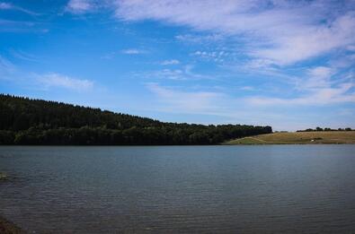 A Besenyői-tó – ismét öntözővizet kaphat a határ is. Fotó: visitcovasna.com